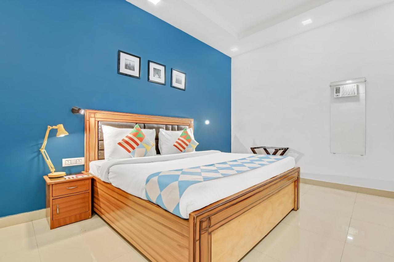 Oyo Home 64106 Comfortable Stay Nové Dillí Exteriér fotografie