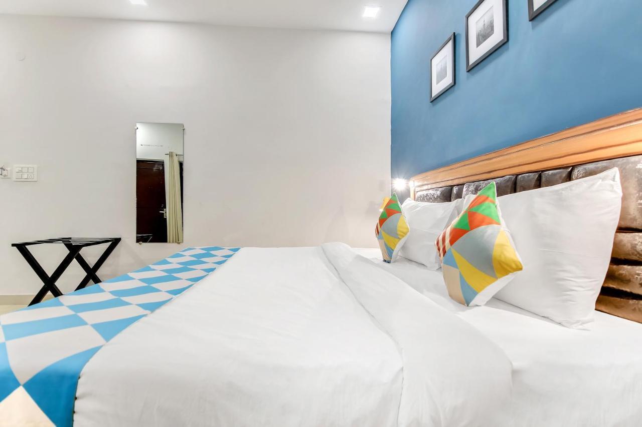 Oyo Home 64106 Comfortable Stay Nové Dillí Exteriér fotografie