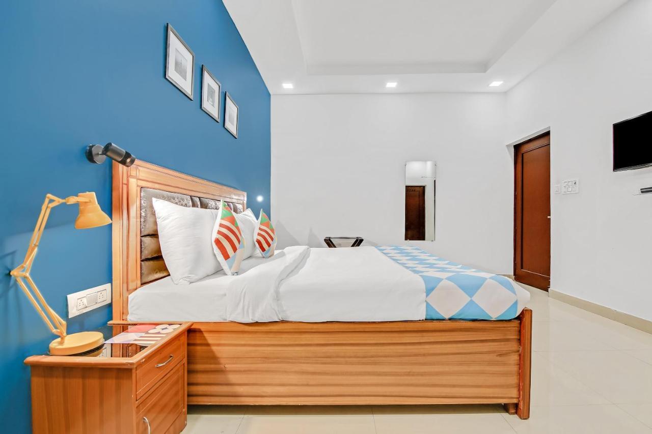 Oyo Home 64106 Comfortable Stay Nové Dillí Exteriér fotografie