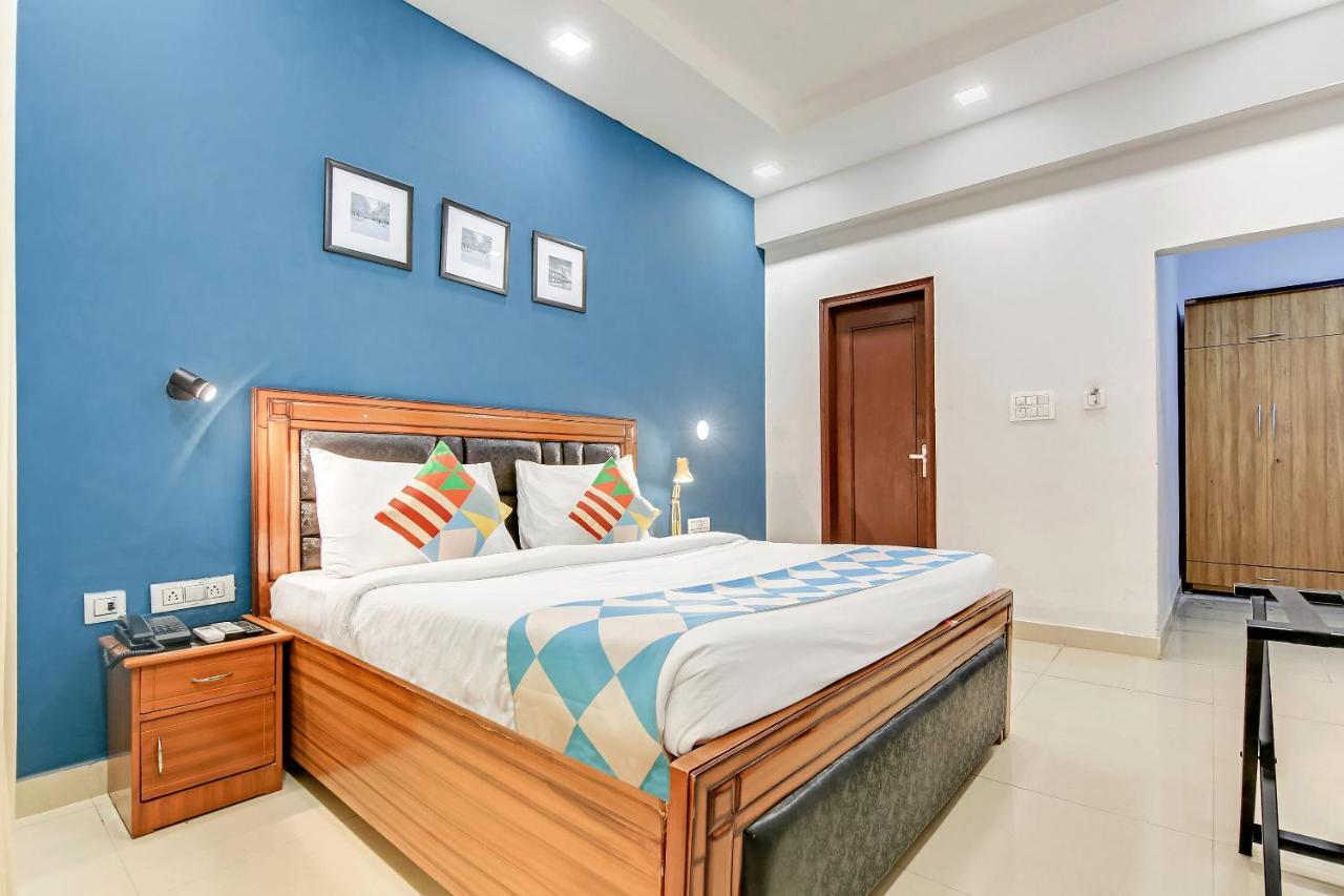 Oyo Home 64106 Comfortable Stay Nové Dillí Pokoj fotografie